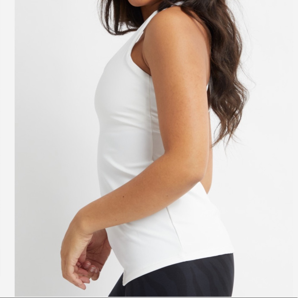 SAVVI KUMA Small White Criss Cross Back Padded Shelf Bra Tank Top - Picture 3 of 6